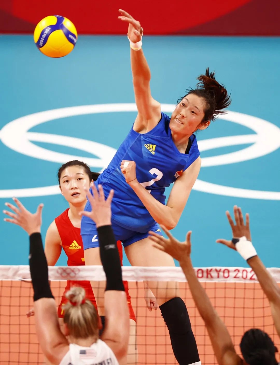 开云-中国女排刷新世界纪录，羽毛球队教练激动落泪